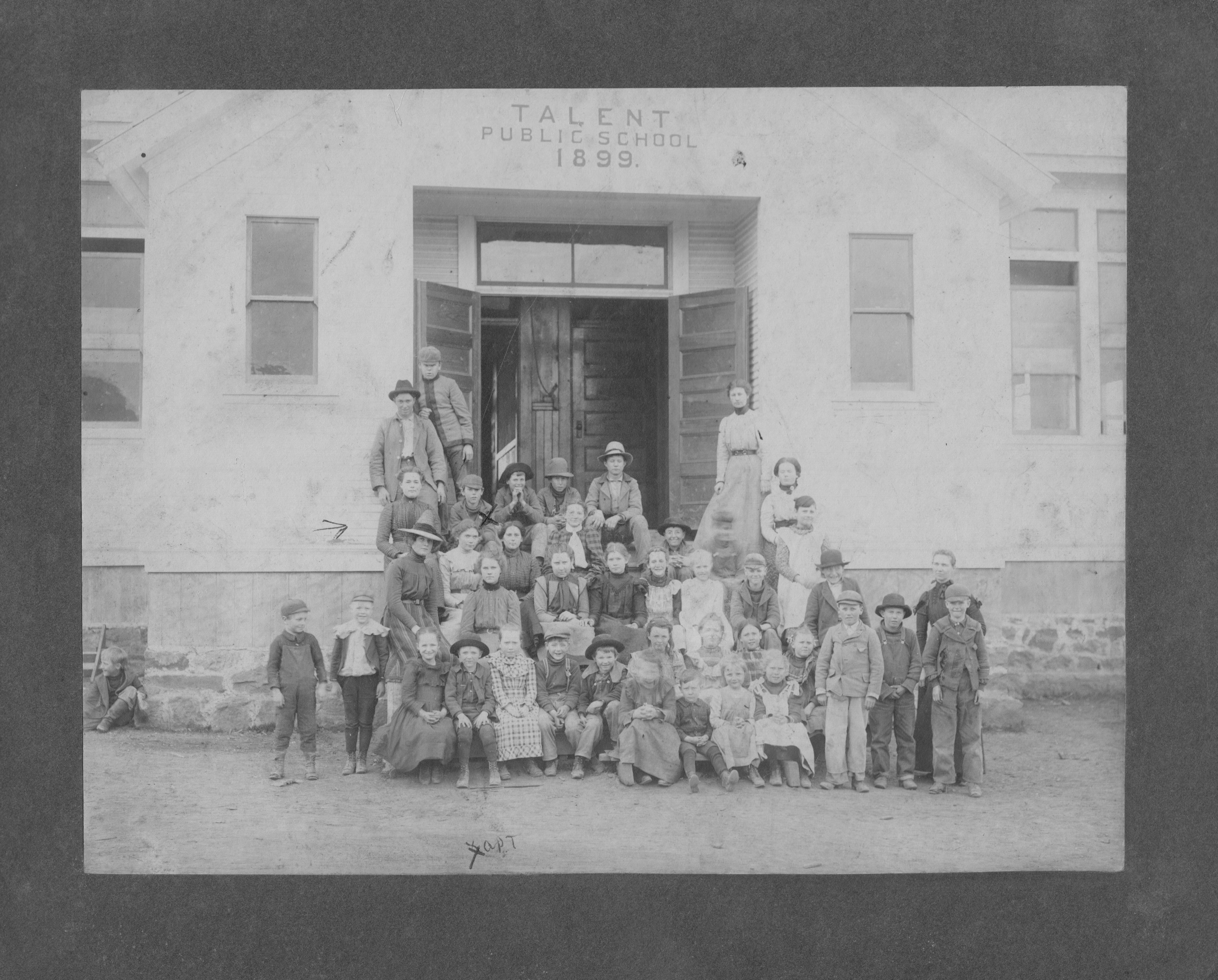1899 Brick School