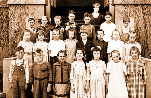1922 School Group